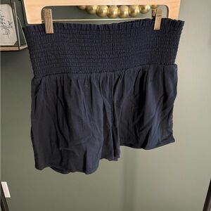Vineyard Vines Black High Waist Shorts